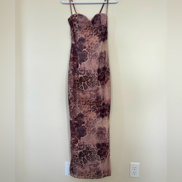 LILY MAXI DRESS - Picture 3 of 7